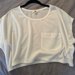 YA los angeles white top with pocket